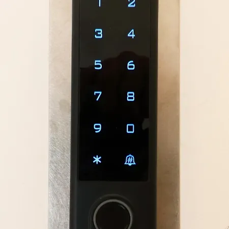 La Cattedrale לינה וארוחת בוקר אבזאנו